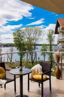 B&B Ostróda - Willa Port Apartament Premium z widokiem na jezioro - Bed and Breakfast Ostróda