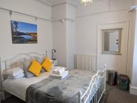 Holly Room