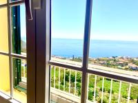 Casa Neves three bedrooms and fantastic sea view - Bed and Breakfast Arco da Calheta