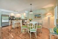 Lake Norman Retreat with Dock about 1 Mi to Marina! - B&B Mooresville