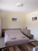 Studio met Queensize Bed