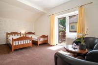 Familienzimmer mit Balkon