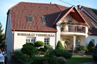 B&B Eger - Borbarát Vendégház - Bed and Breakfast Eger