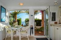 One-Bedroom Apartment with Sea View