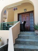 Villa Eleni Seaside Apartments - Bed and Breakfast