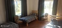Vierbettzimmer mit eigenem Bad