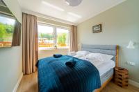 One-Bedroom Apartment with Balcony and Mountain View