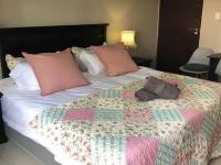 Camera King con Vista Piscina 