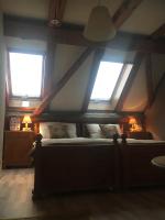 Zweibettzimmer mit eigenem Bad
