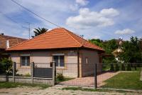 Ilona Apartman - B&B