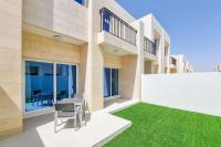 ALH Vacay - Family Villa in DAMAC Hills 2 - Ferienwohnung Dubai
