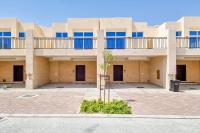 ALH Vacay - Family Villa in DAMAC Hills 2 - B&B