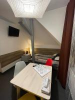 Triple Room with Private Bathroom