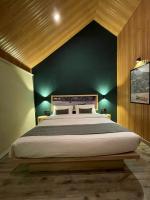 LOKAL Rooms x Hunza (5 Peaks)