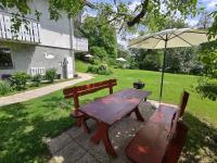 Appartamento con 1 Camera da Letto, Balcone e Vista Lago