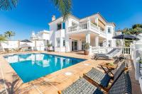 64-Luxury Villa with Jacuzzi & Pool in Mijas! - B&B Mijas