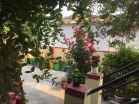 Habitación Familiar con vistas al jardín