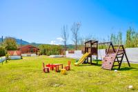 Villa Yiannitsis-Harmony In The Flowers, Acharavi Beach - B&B
