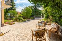 AUTOMOTODROM GROBNIK - Apartments and Rooms Skejić - B&B Čavle