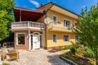 AUTOMOTODROM GROBNIK - Apartments and Rooms Skejić - Chambres d'hôtes Čavle