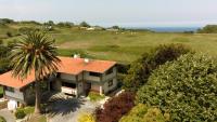 Azkorri Beach House 9 rooms Bilbao - B&B Getxo