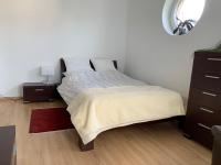 Studio (2 Adults)
