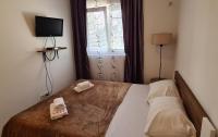 Suite with Mountain View