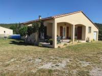 Location villa saisonniere a la campagne - Bed and Breakfast Saint-Théodorit