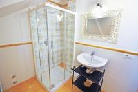 One-Bedroom Apartment - Split Level