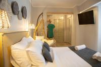 Glykeria Suite with Veranda & Sea View