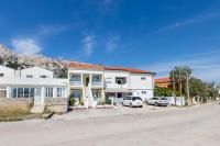 Beach Holiday Baska - B&B