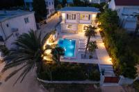 Villa Lucini Dvori - B&B Novalja