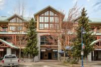 The Après, Village Studio with Hot Tub and View - Chambres d’hôtes Whistler
