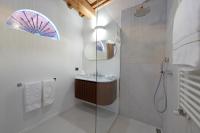 One-Bedroom Apartment with Garden View