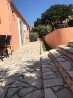 Villa mit großartigem Panoramablick auf das Meer und direkt am Pool - Chambres d'hôtes La Croix-Valmer