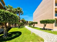 FLH Salgados Family Apartment - B&B