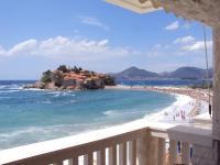 Beachfront First Line View - Chambres d’hôtes Sveti Stefan