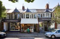 Pontcanna by Black Door Stays - Bed and Breakfast Cardiff