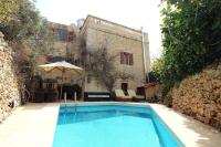 B&B Ta’ Bullara - 3 bedroom Farmhouse - High Standard with Pool & Central Heating - Bed and Breakfast Ta’ Bullara