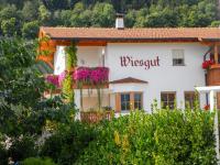 Tribus Lorenz - Wiesgut - B&B