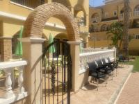 Top Floor spacious apartment with roof terrace - B&B Alicante