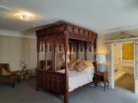 B&B Maidstone - Stone Court House - Bed and Breakfast Maidstone