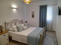 Alisachni - B&B Kínion