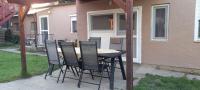 Lelle Lelke Apartmanház - Bed and Breakfast Balatonlelle