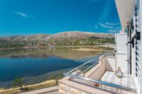 Apartment Lazić Pag by Pag tours - Bed and Breakfast Pag