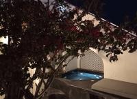Sensia Luxury Apartment with Hot tub - B&B Oía