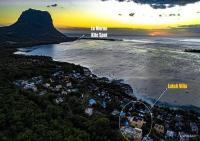 Lukshvilla private villa Le morne wind n kite surfers accomodation & car rental mauritius - B&B La Gaulette