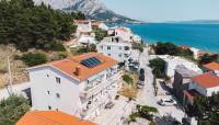 Sea and mountain view apartments - B&B Duće