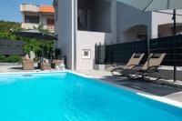 Modern apartment with private pool - Ferienwohnung Bibinje