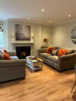 Luxury Refurbished 2 Bedroom Regency Apartment - B&B Cheltenham